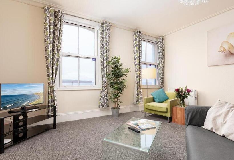 ベッドアンドブレックファースト Royal Discovery