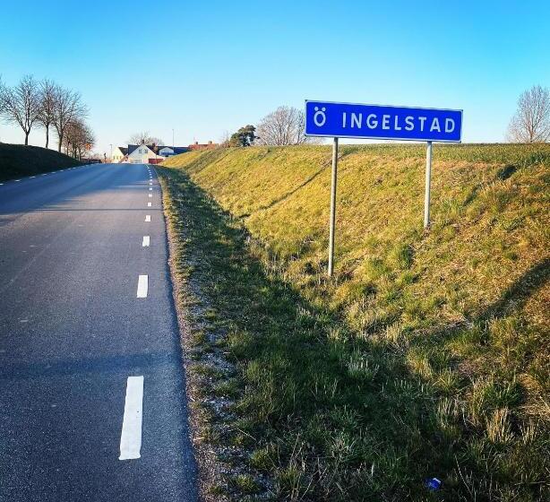 Bed and Breakfast Smedjan Mat & Logi