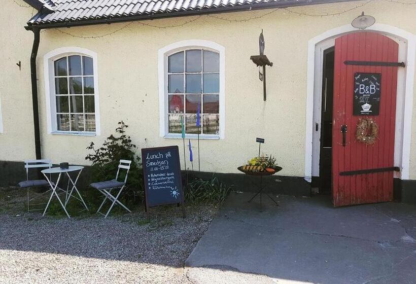 Bed and Breakfast Smedjan Mat & Logi