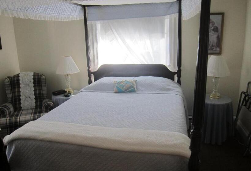 تختخواب و صبحانه Summers Country Inn
