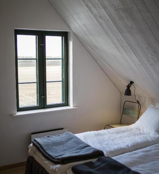 Fröken Hjorts Bed And Breakfast