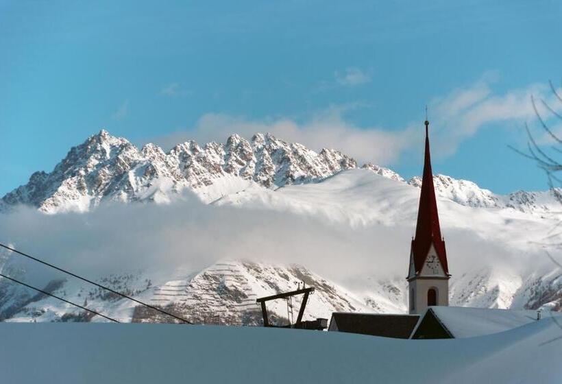 בית מלון כפרי Alpenrose