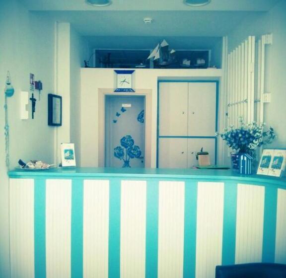 ホテル Atene Albergo Riccione