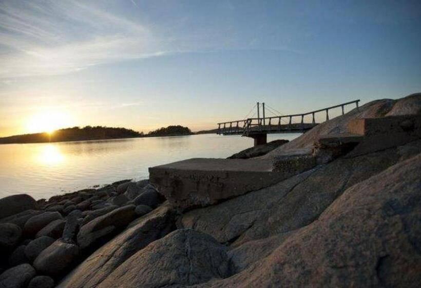 فندق åh Stifts  & Konferensgård