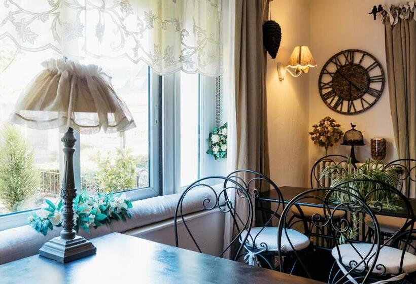 호텔 Hôtel Saint Louis Chambres Et Appartement