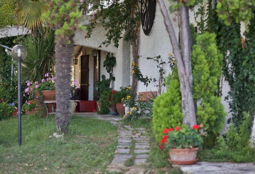 בית מלון כפרי Il Tremolar Della Marina