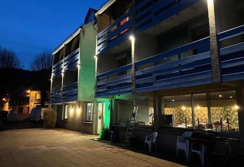 酒店 Le Castel Du Cantal Groupe Village Fani