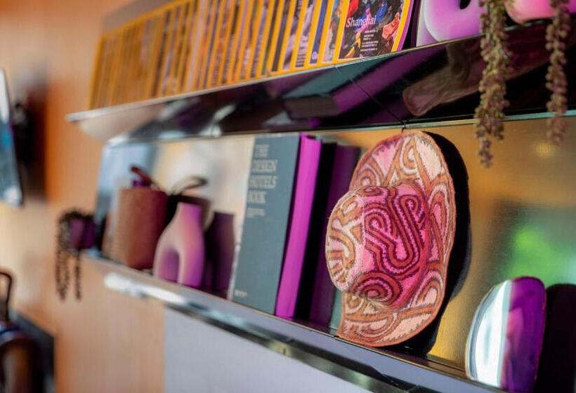 هتل Lylo Brisbane