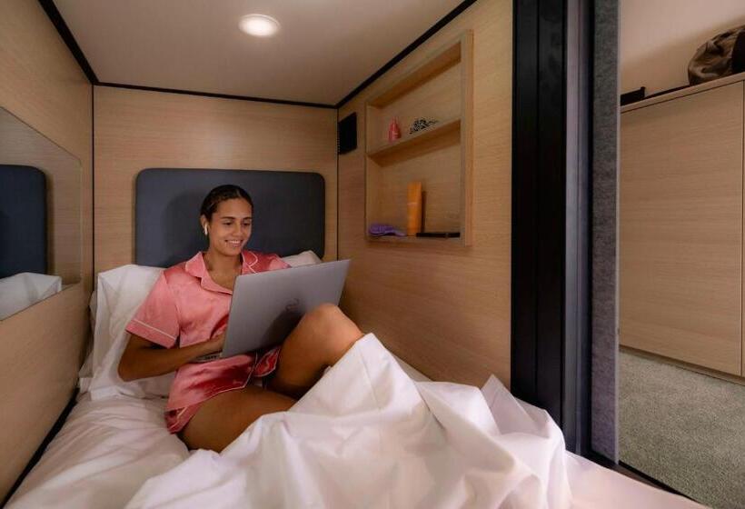 هتل Lylo Brisbane