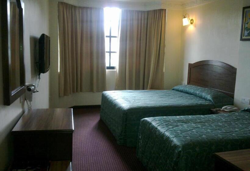 בית מלון כפרי Remix