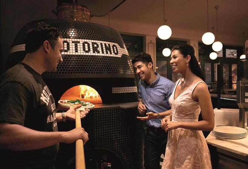 בית מלון כפרי Resorts World Genting   Crockfords