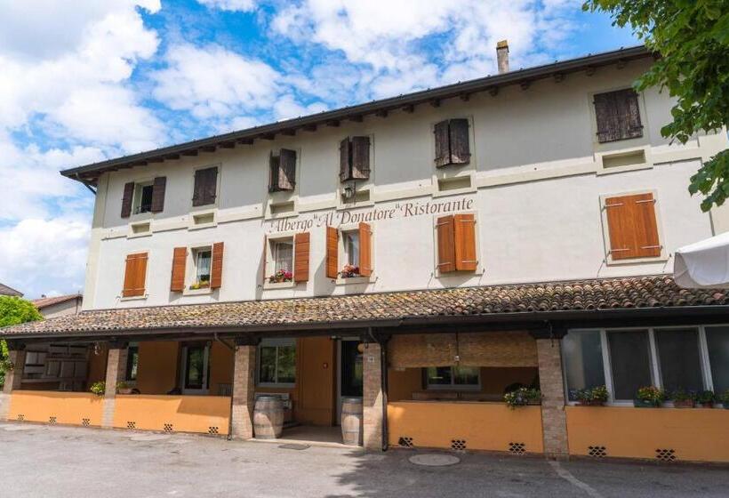 호텔 Ristorante Albergo Al Donatore