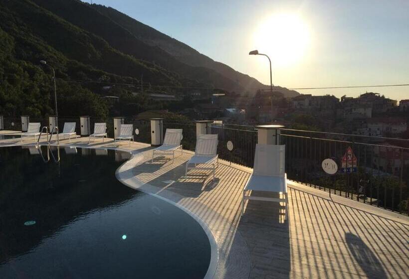 בית מלון כפרי Ristorante Montuori