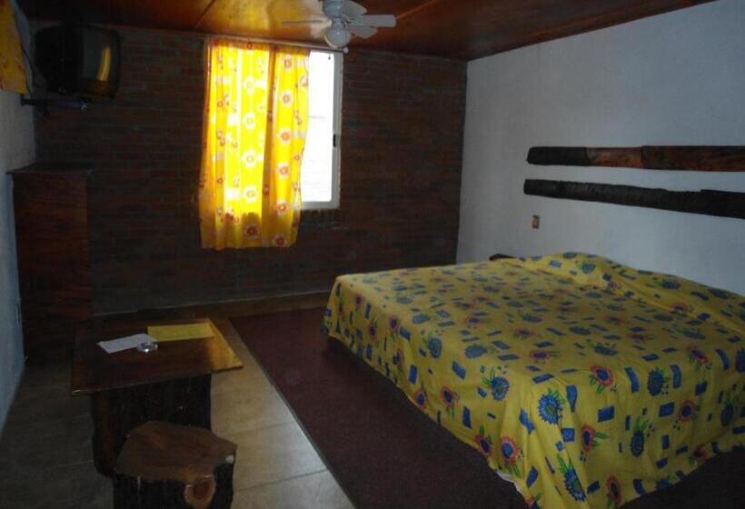 فندق Valle De Bravo