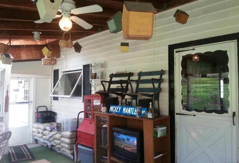 Kountry Living Bed And Breakfast