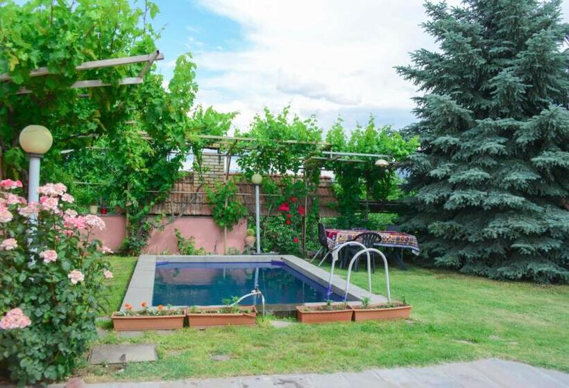 Old Bridge B&b