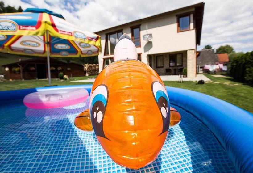 بنسيون Apartmány Lenka