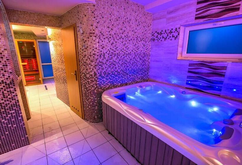 بنسيون Apartmány Lenka