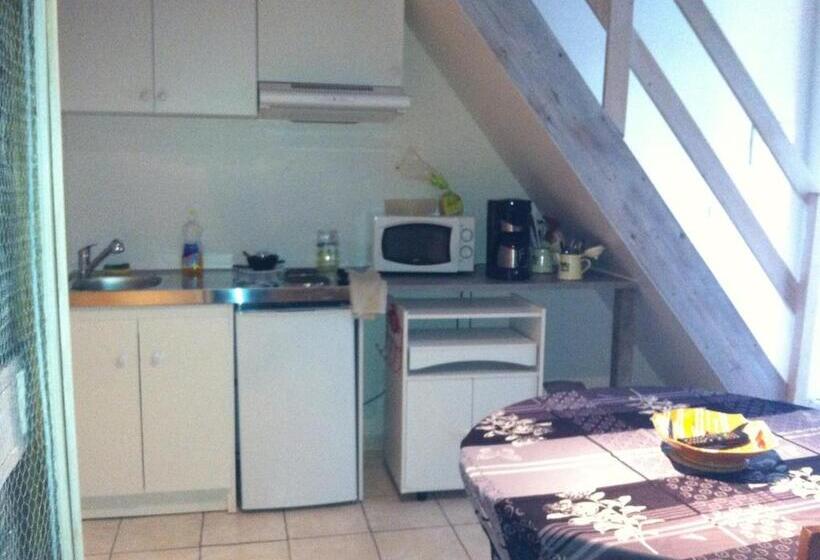 بنسيون Au Bord De Sèvre