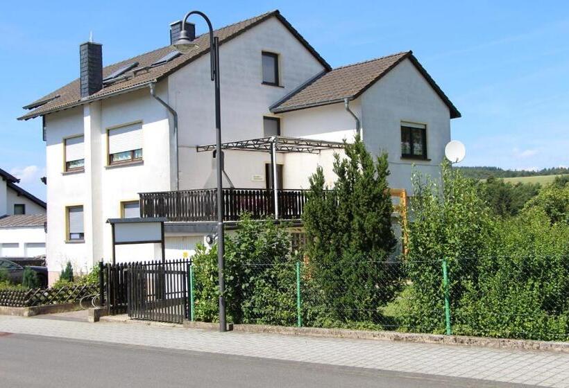 Пансион Big Ben S Guesthouse