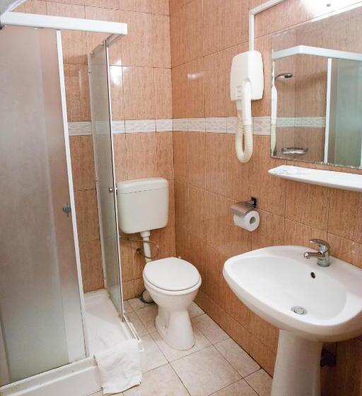 פנסיון Casa Vanatoreasca