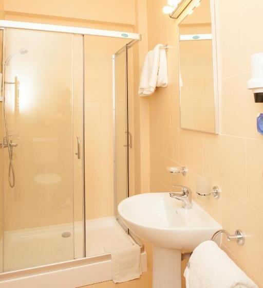 פנסיון Casa Vanatoreasca