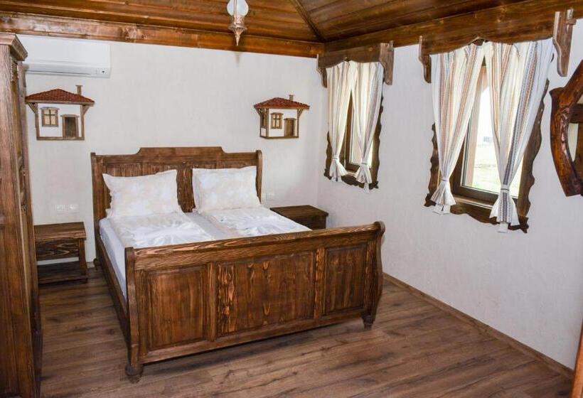 بنسيون Complex Starite Kashti