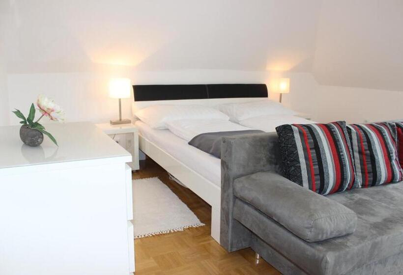 پانسیون Ferienwohnung Und Gästezimmer Korb