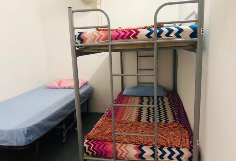 بنسيون Greenleaf Guesthouse