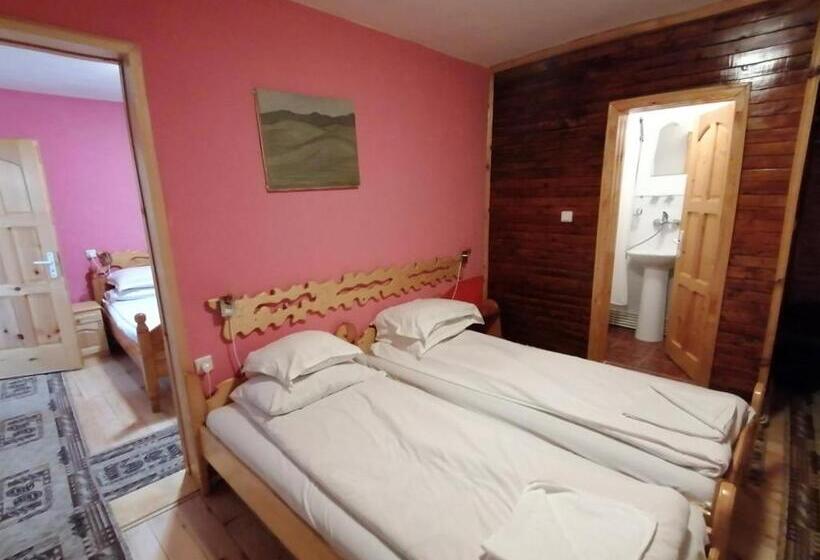 ペンション семеен хотел калина Family Hotel Kalina говедарци