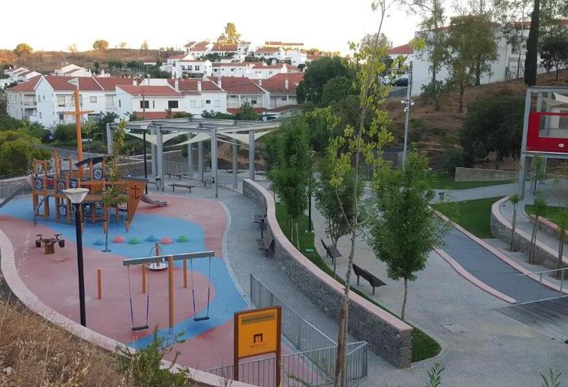 펜션 Hospedaria Flor Do Guadiana