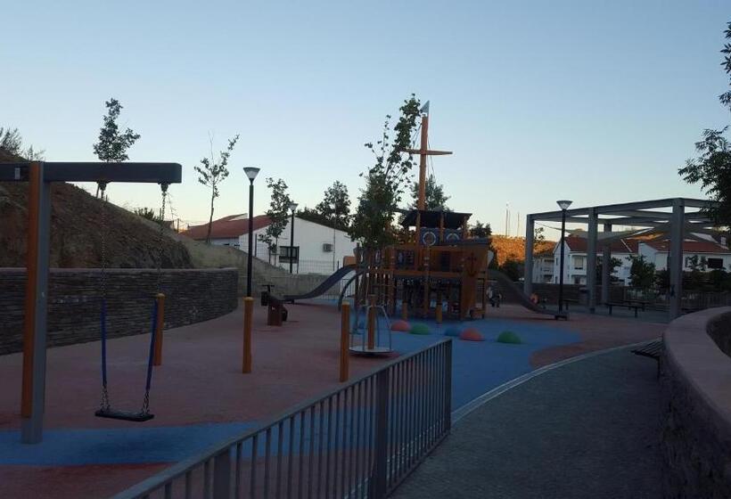 펜션 Hospedaria Flor Do Guadiana