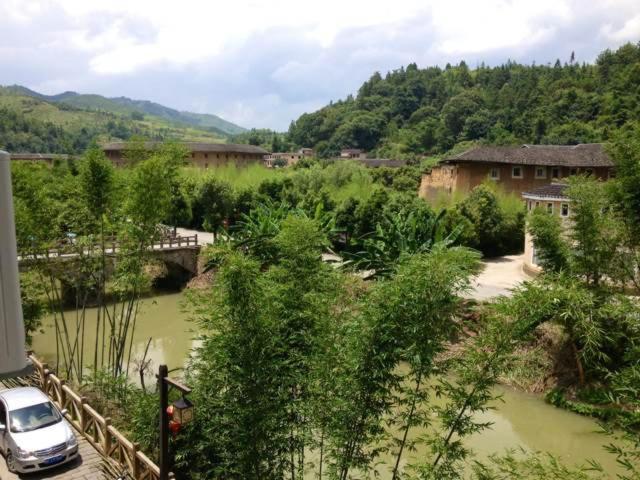 Pensão Longyan Yongding Tulou Mengtian Inn