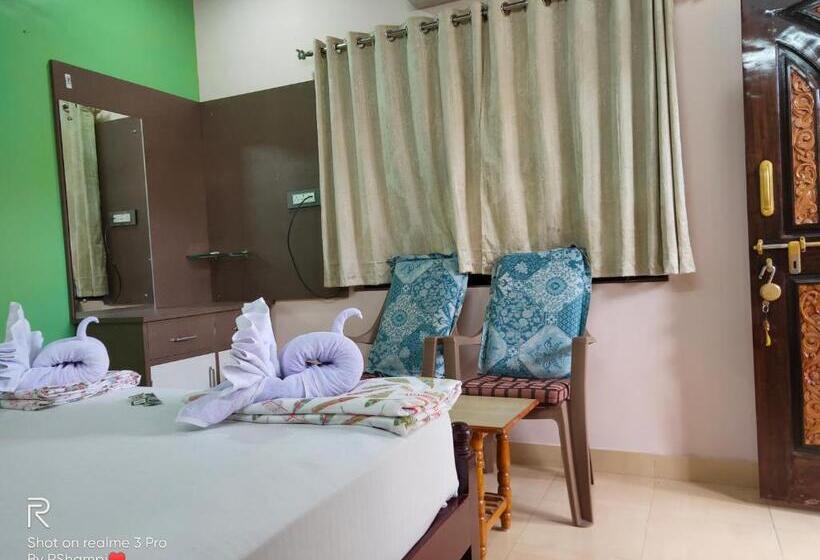 Пансион Manasa Guest House