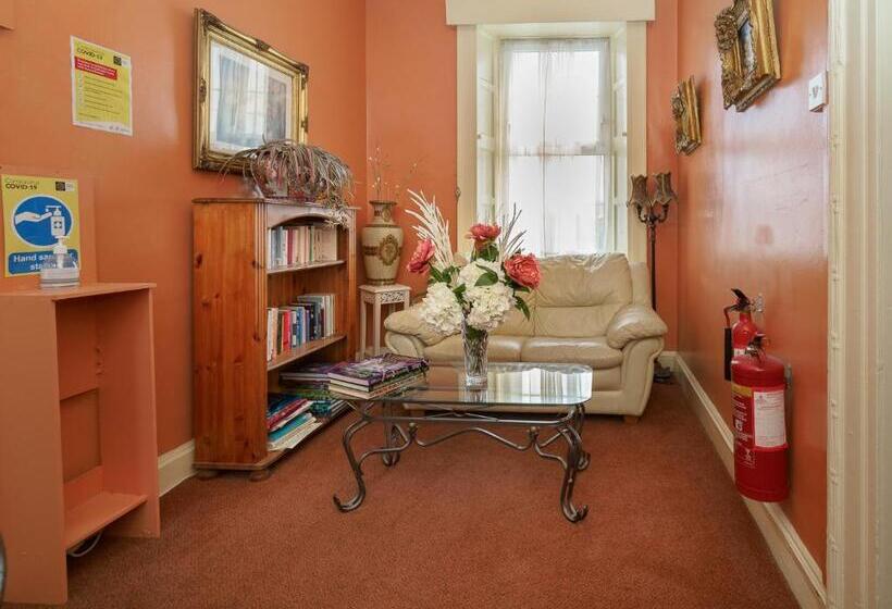 ペンション Mccarthy S B&b