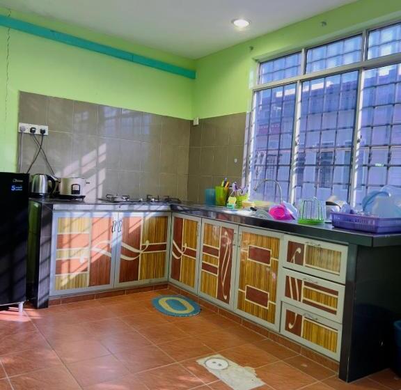 膳宿费 Homestay Ira Jaya   4 Unit Rumah