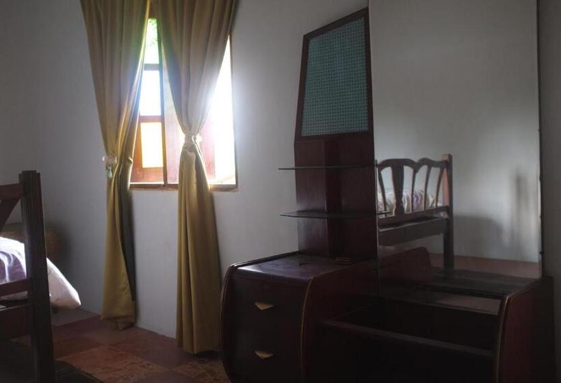 بنسيون Sepat Village House By The Beach