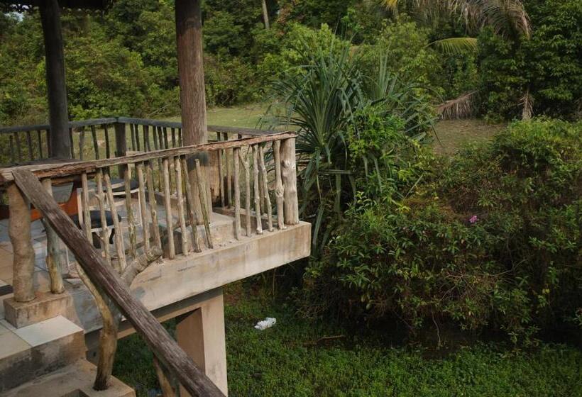 بنسيون Sepat Village House By The Beach