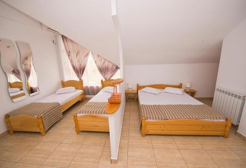 膳宿费 Steaua Apelor Family Resort