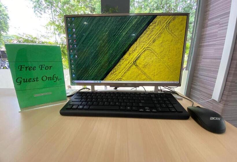 Smile Hotel Selayang Point