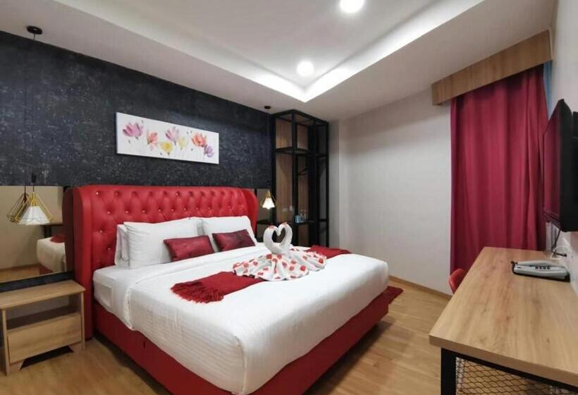 Smile Hotel Selayang Point