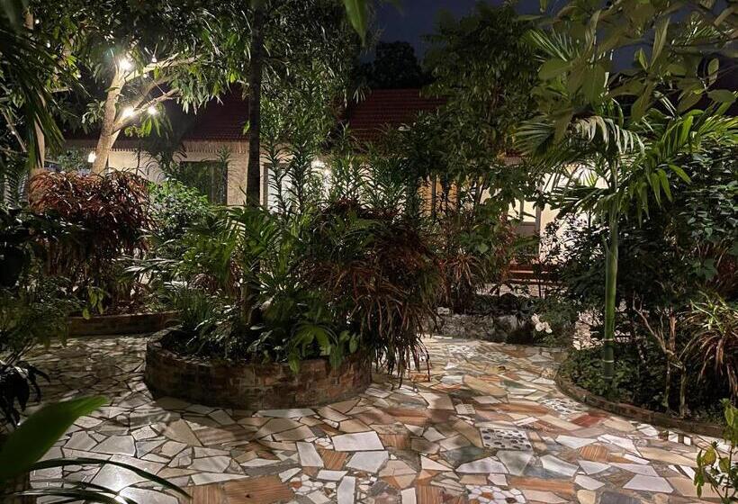 هتل Nhà điệp Bungalow Ninh Binh