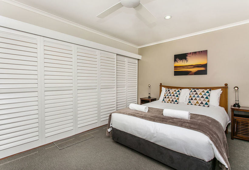 Number 4 James Cook Apartments