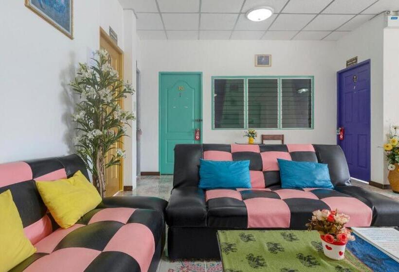 Общежитие Bann One Love