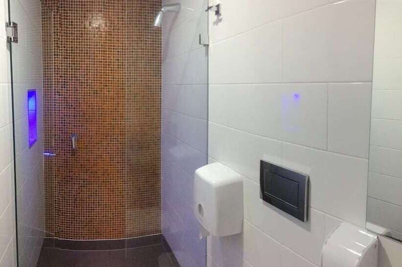 فندق صغير Europa Melbourne