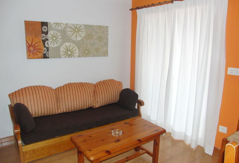 Apartamentos Serviden Montgo La Sella