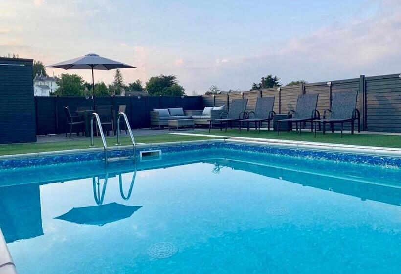 Atlantis Holiday Apartments