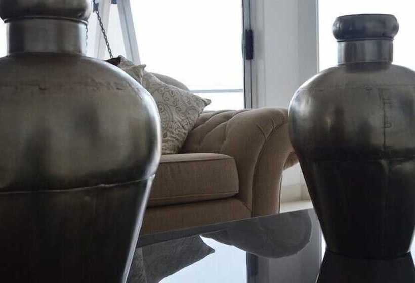 민박 34 On Milkwood