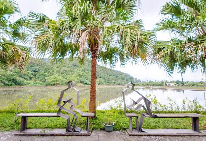 تختخواب و صبحانه Barefoot And Breakfast