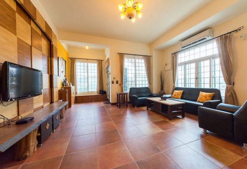 تختخواب و صبحانه Kenting Bonjour Resort